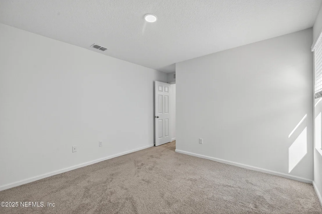 Photo of 8513 DANDY Avenue