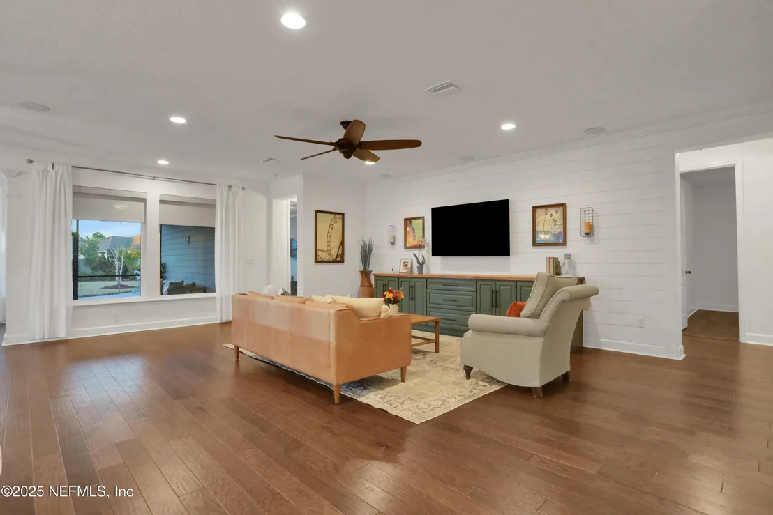 Photo of 205 WOODSONG Lane
