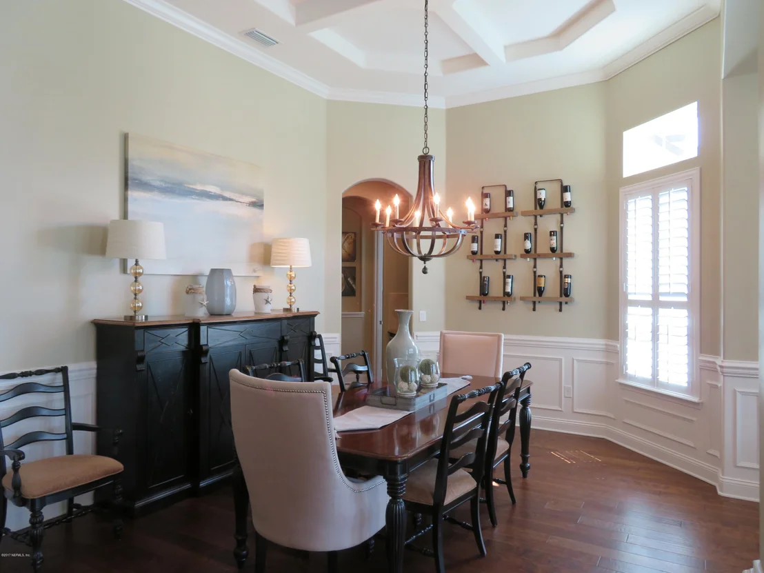 Photo of 106 AVERLEY Way