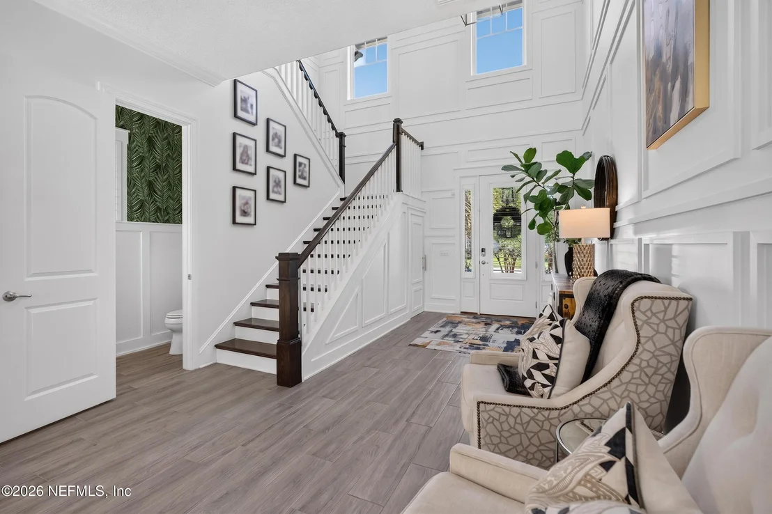 Photo of 381 PARKBLUFF Circle