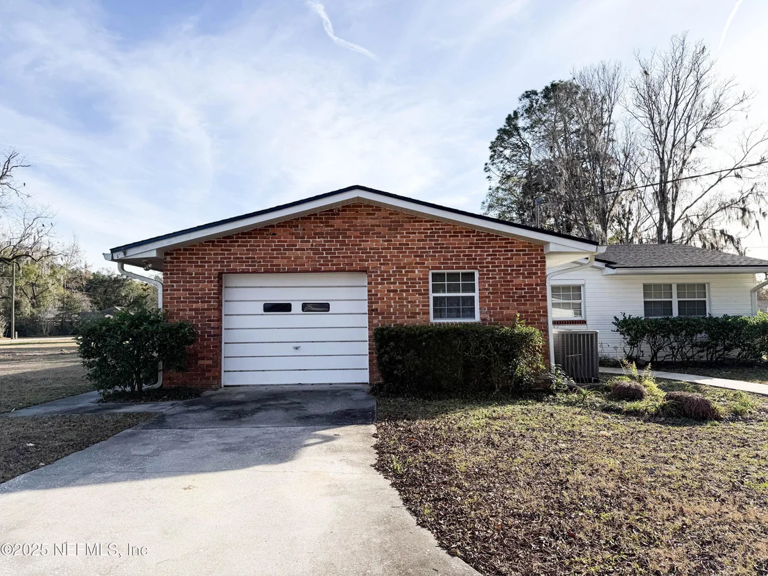Photo of 1403 RANDALL Street