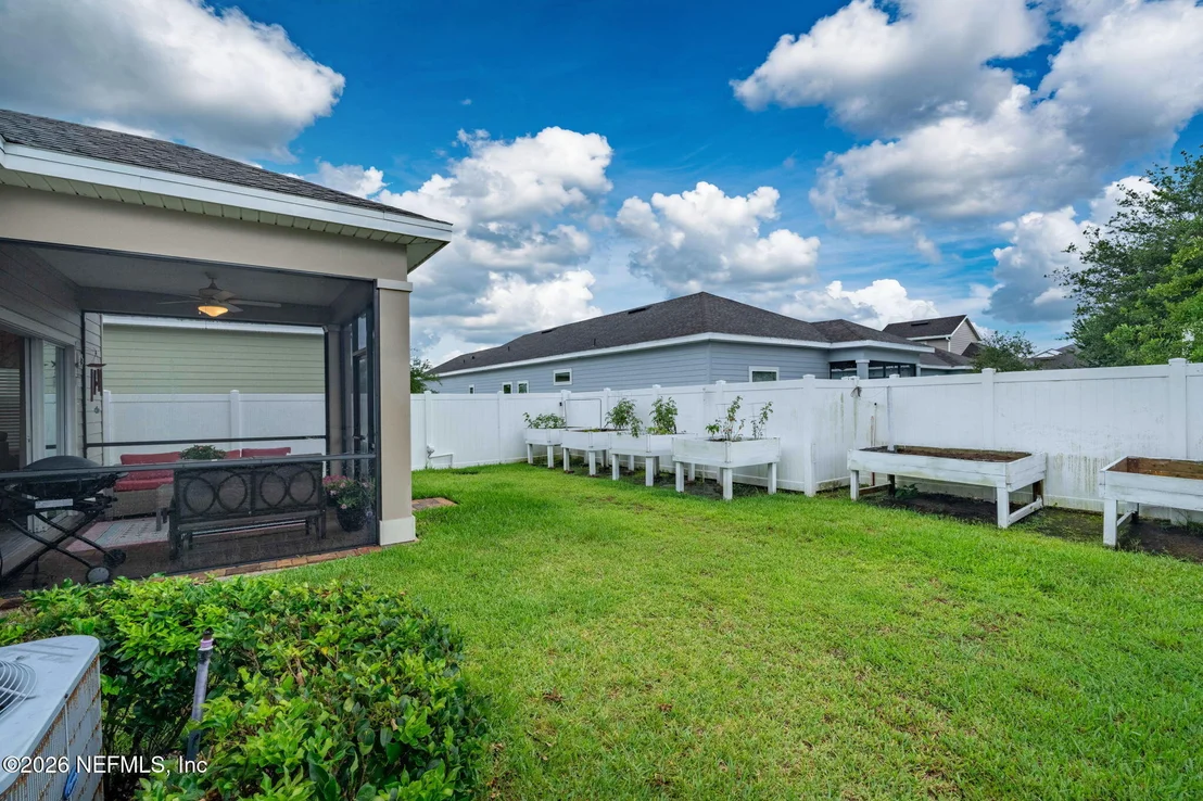 Photo of 39 CRYSTAL CREST Lane