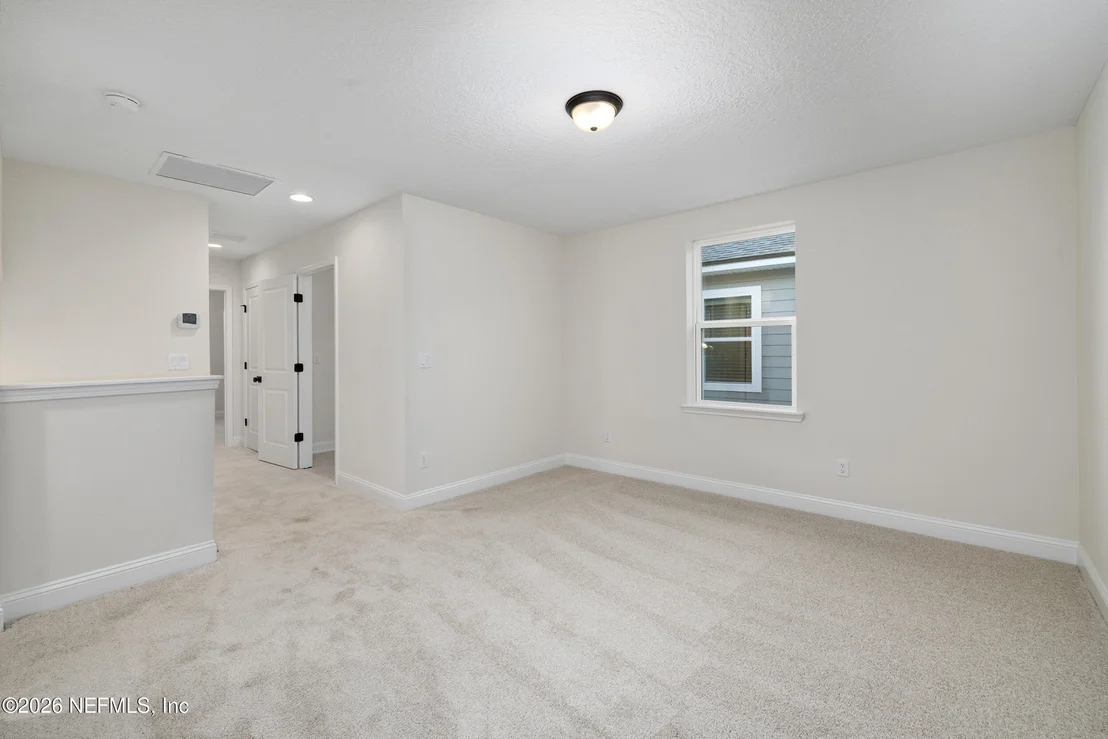 Photo of 319 SUTTON Drive