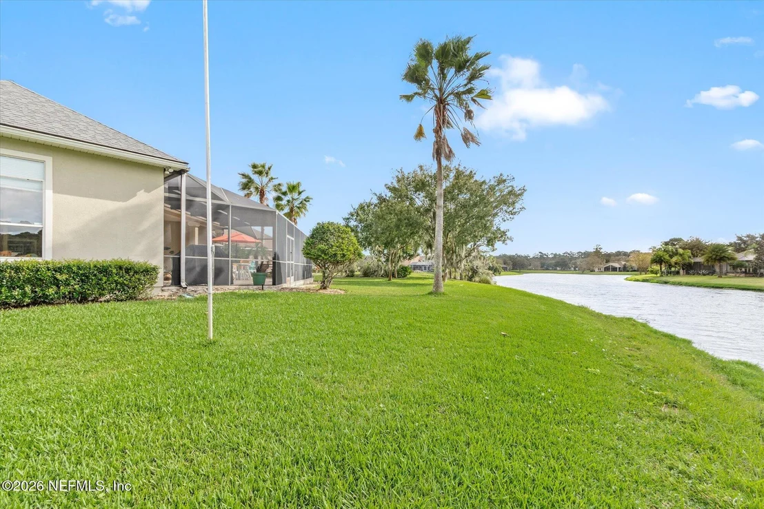 Photo of 700 PINECREST ISLE Court