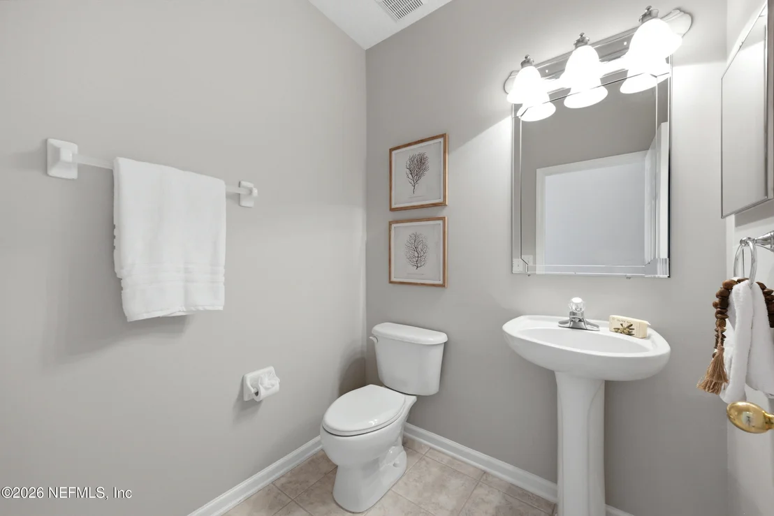 Photo of 1555 SUMMERDOWN Way