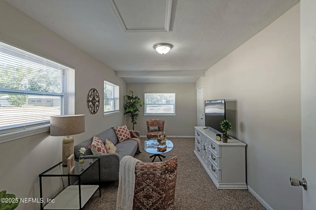 Photo of 2528 LANSDOWNE Drive