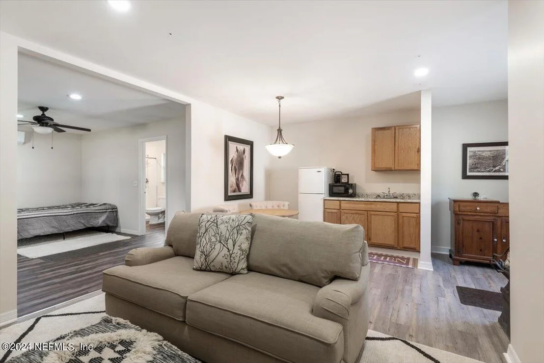 Photo of 3501 STATE ROAD 21