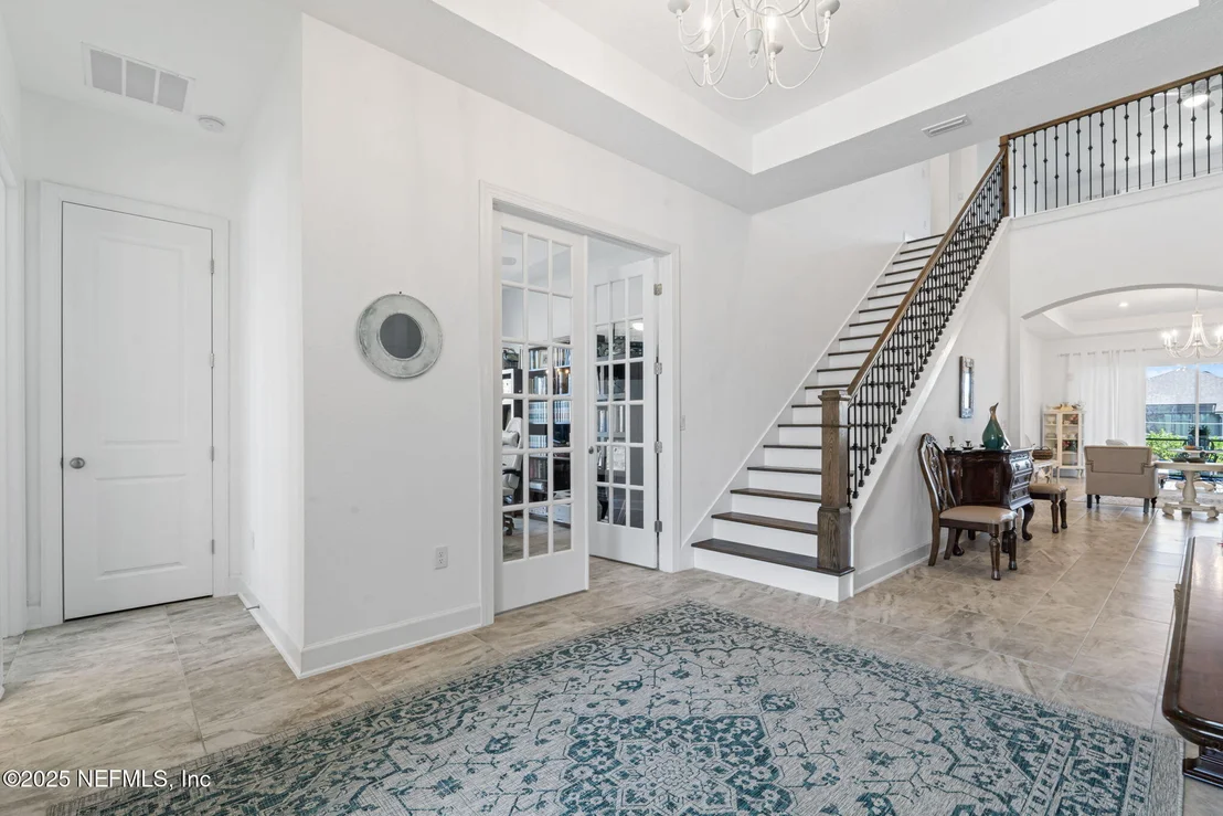 Photo of 63 BRADDOCK Court