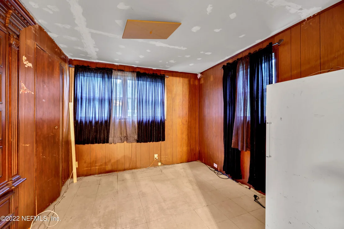Photo of 2332 BURPEE Drive