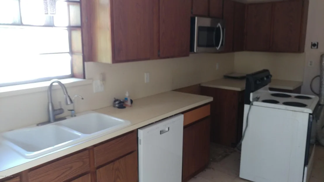 Photo of 7121 WENDY Circle