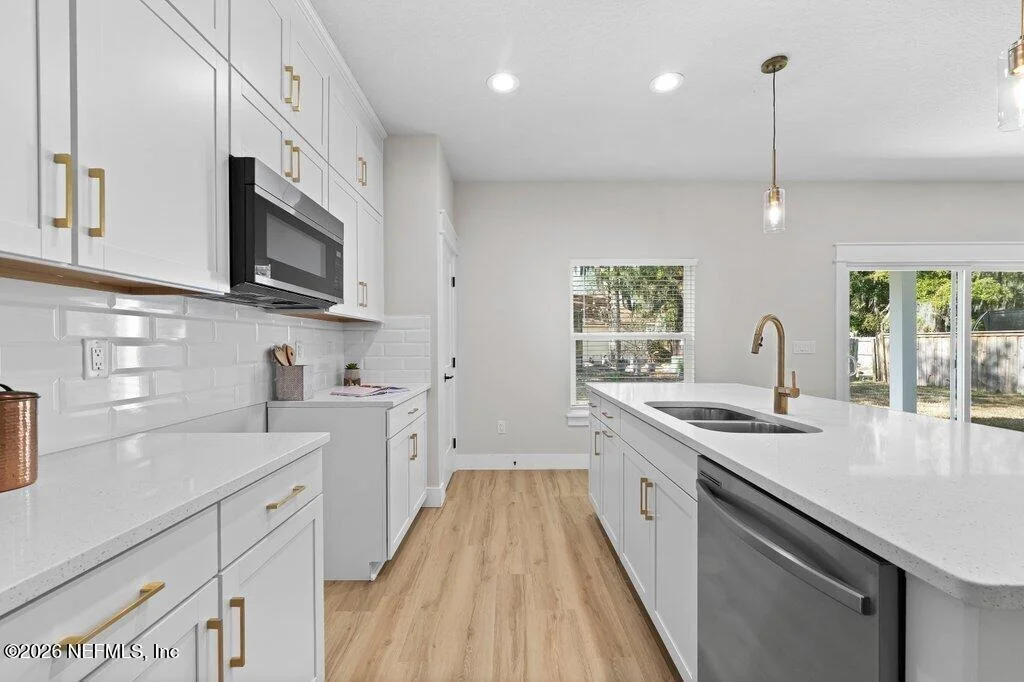 Photo of 8863 HIPPS Road