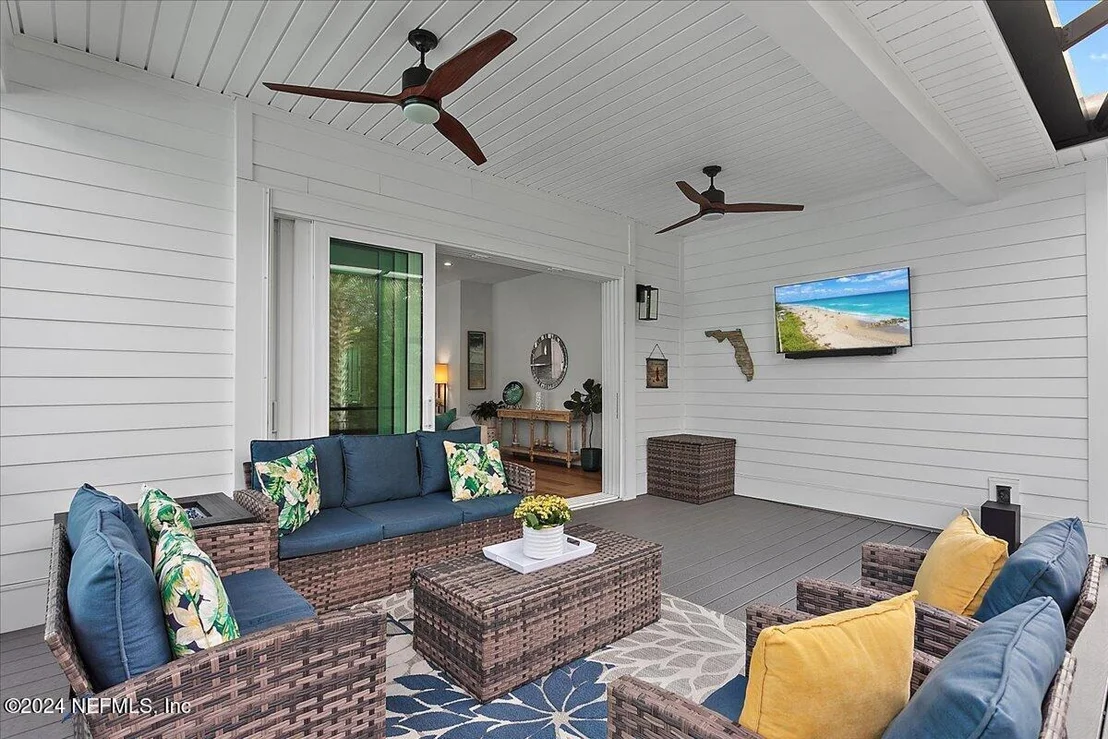 Photo of 150 OCEANVIEW Drive