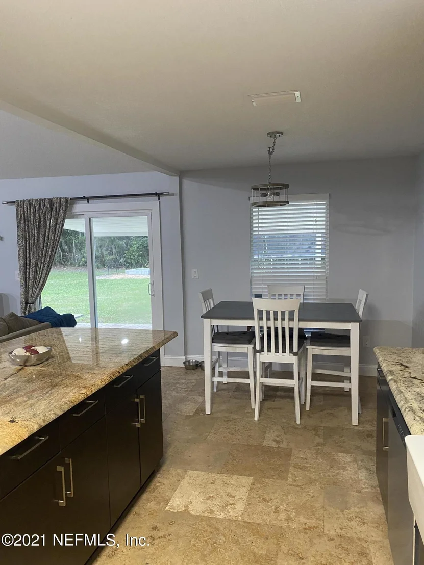 Photo of 205 BLAKELEY Court