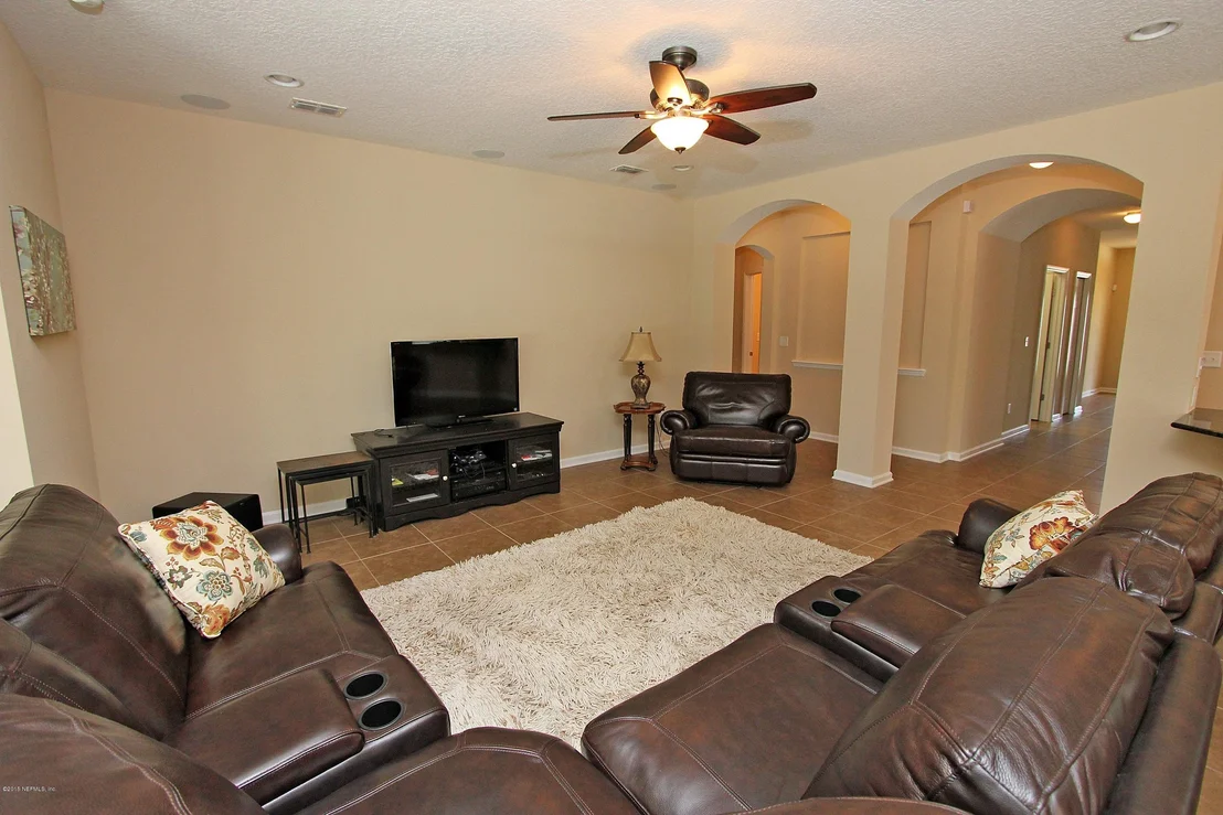 Photo of 145 CASTLEGATE Lane