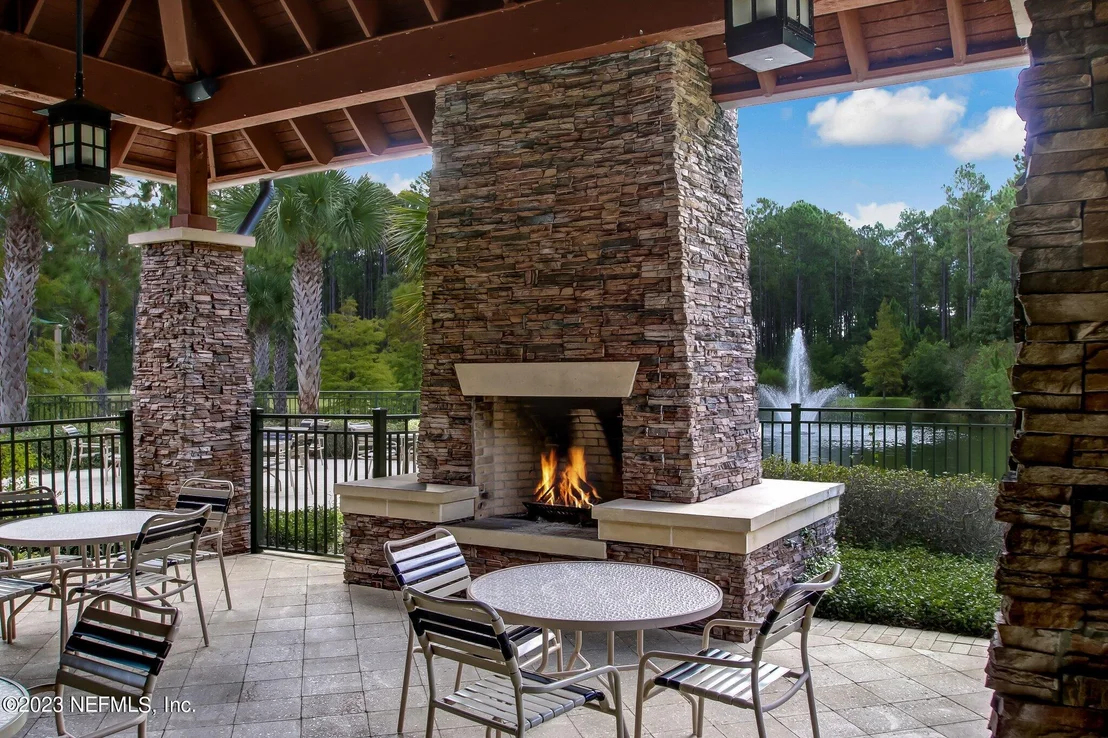 Photo of 412 JOHNS CREEK Parkway