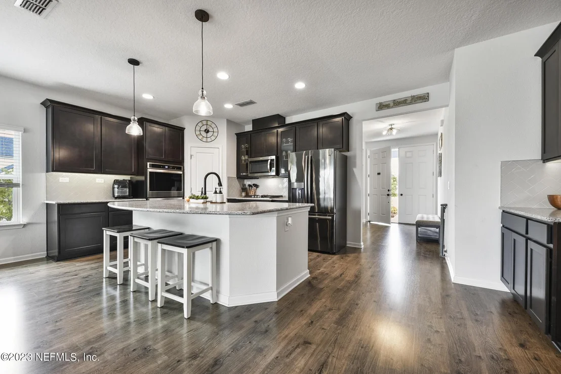 Photo of 84 LOMBARD Way