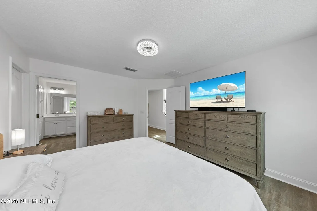 Photo of 204 SILVER CREEK Place