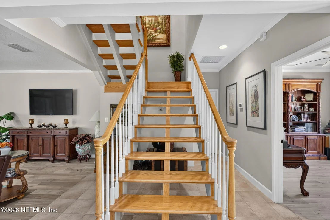 Photo of 2206 LAUGHING GULL Circle