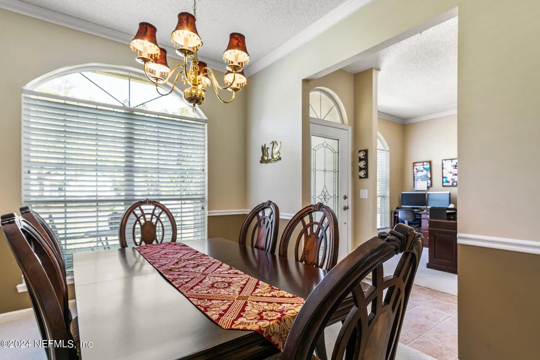 Photo of 128 IVY LAKES Drive