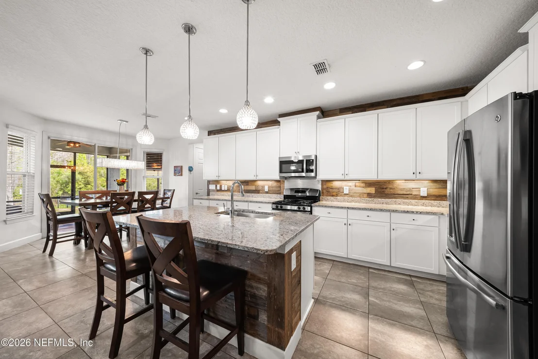 Photo of 341 ASPEN LEAF Drive