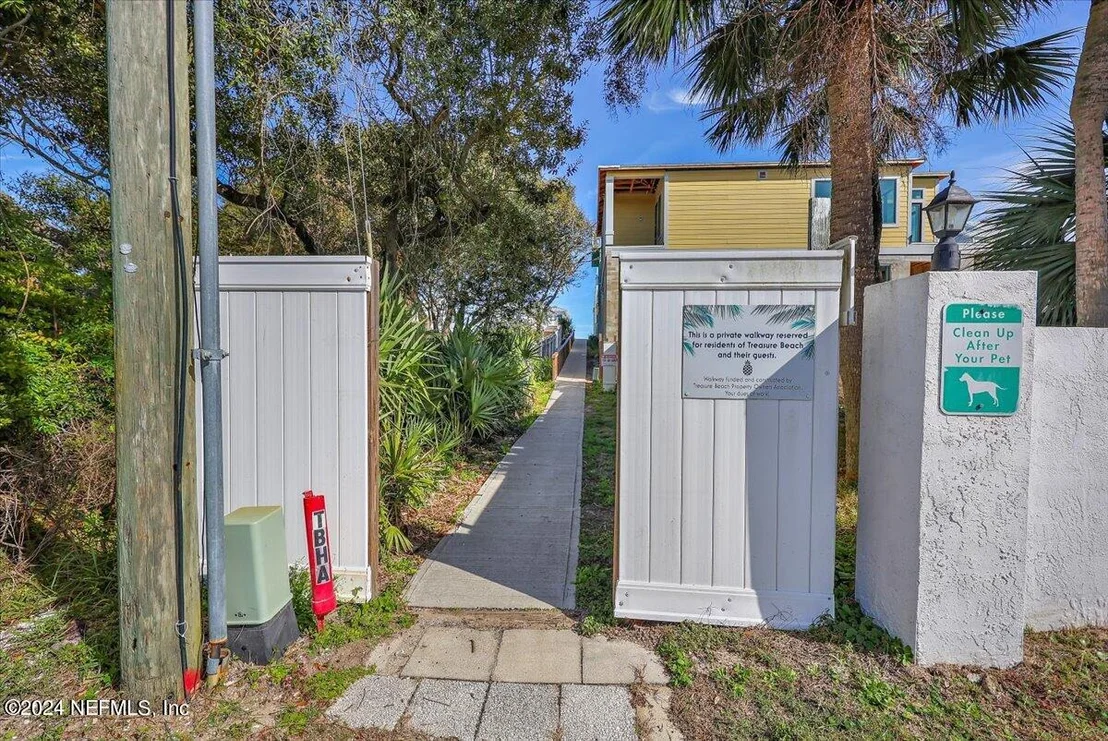 Photo of 6334 GOMEZ Road