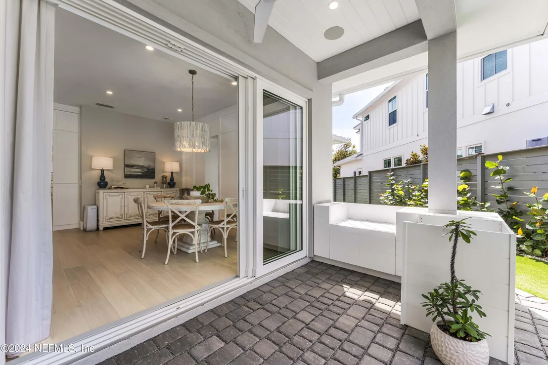Photo of 469 GOLF VIEW Circle
