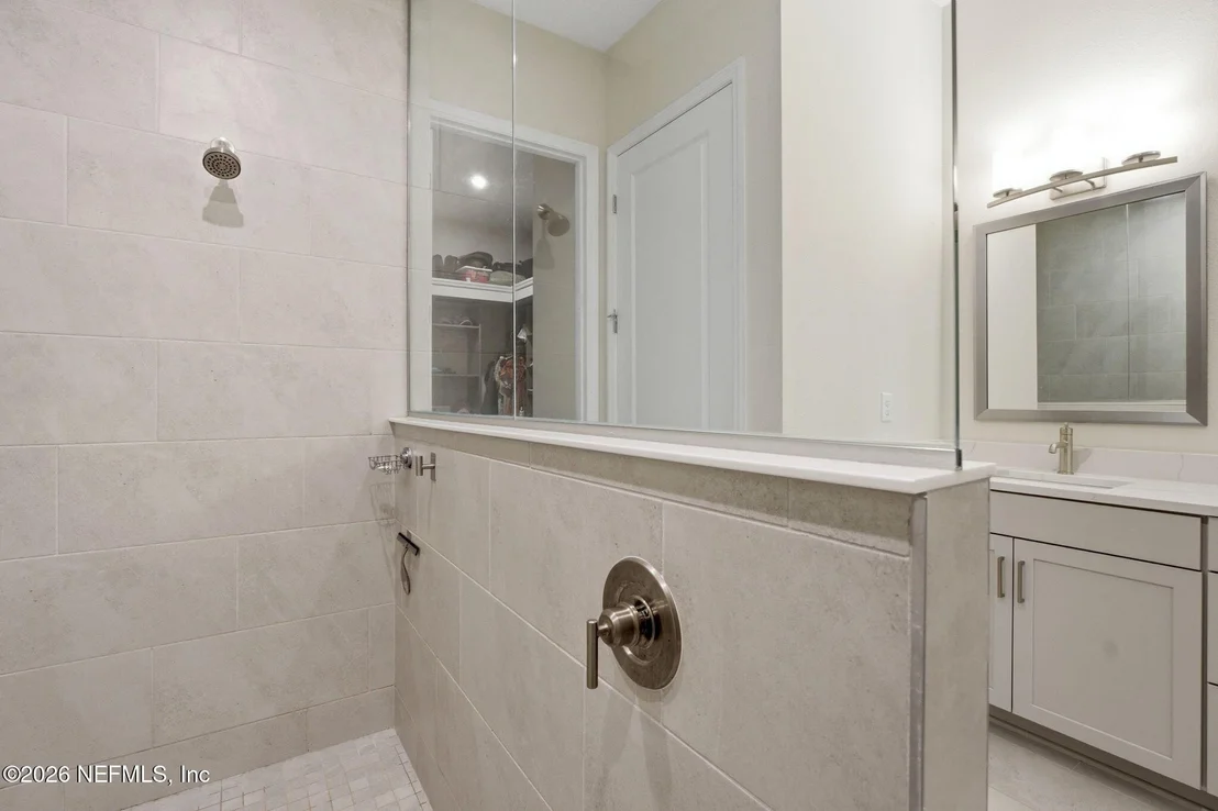 Photo of 361 PELTON Place
