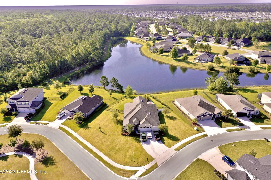 Photo of 140 CEDARSTONE Way