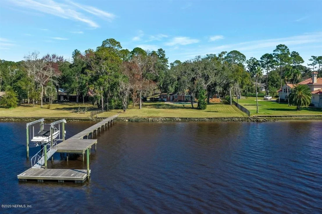 Photo of 348 BROWARD Road