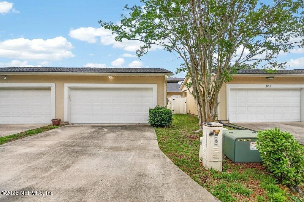 Photo of 3152 RAVINES Road