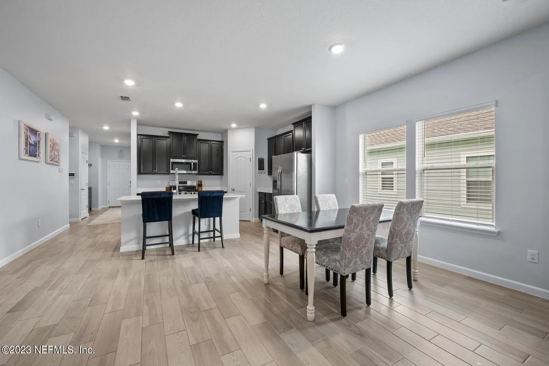 Photo of 31 SEAMOUNT Way
