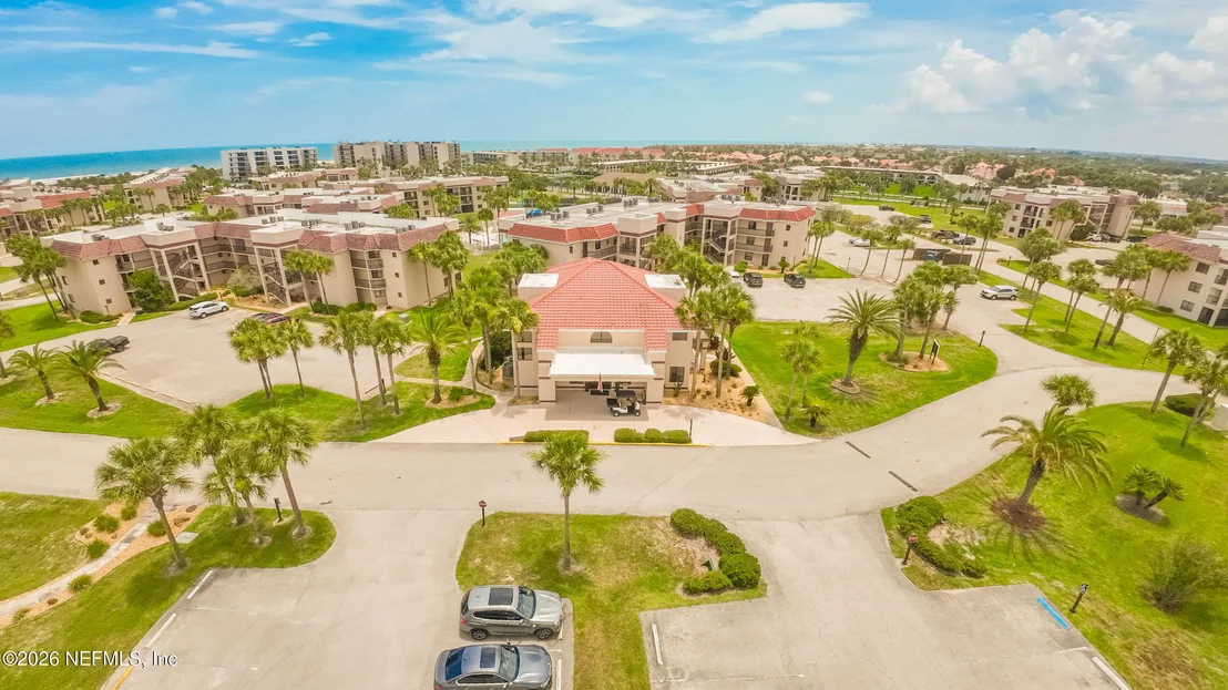 Photo of Unit F25ELEVATORBUILDING at 4250 A1A S
