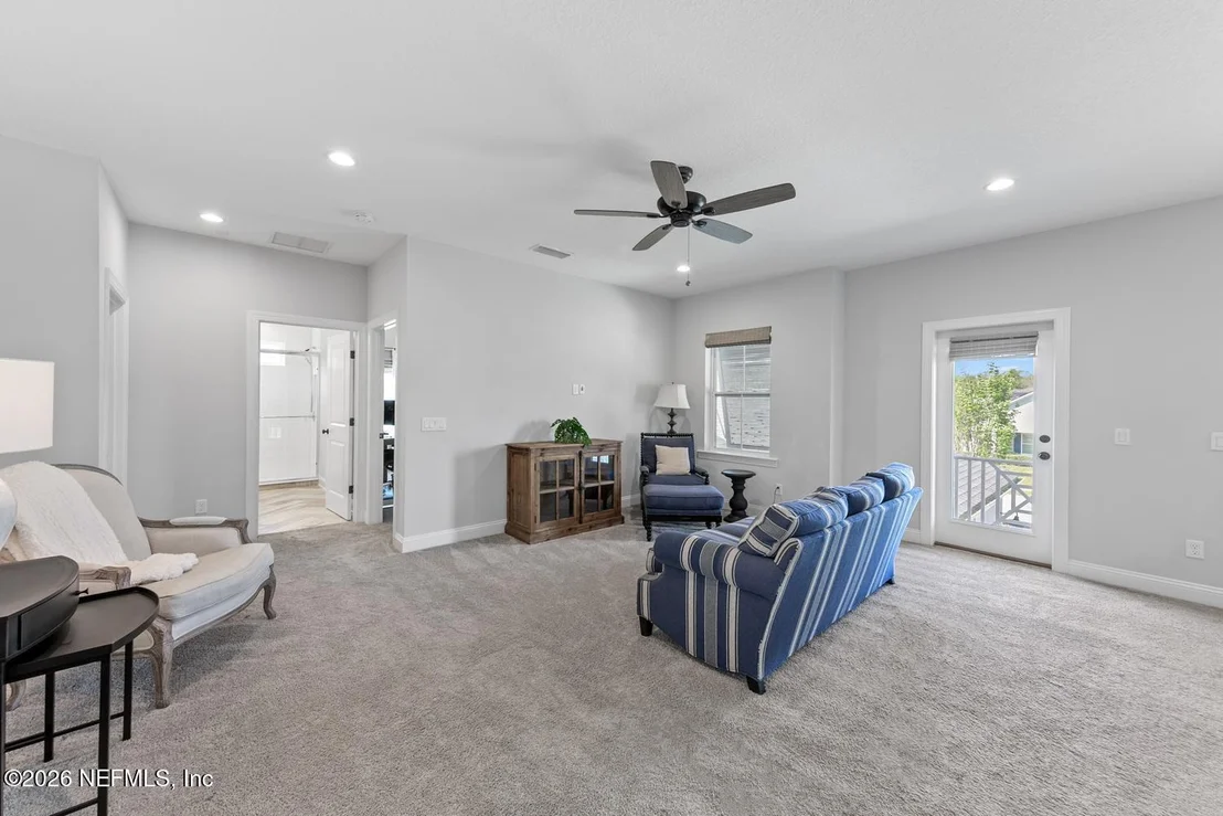 Photo of 566 PARKBLUFF Circle