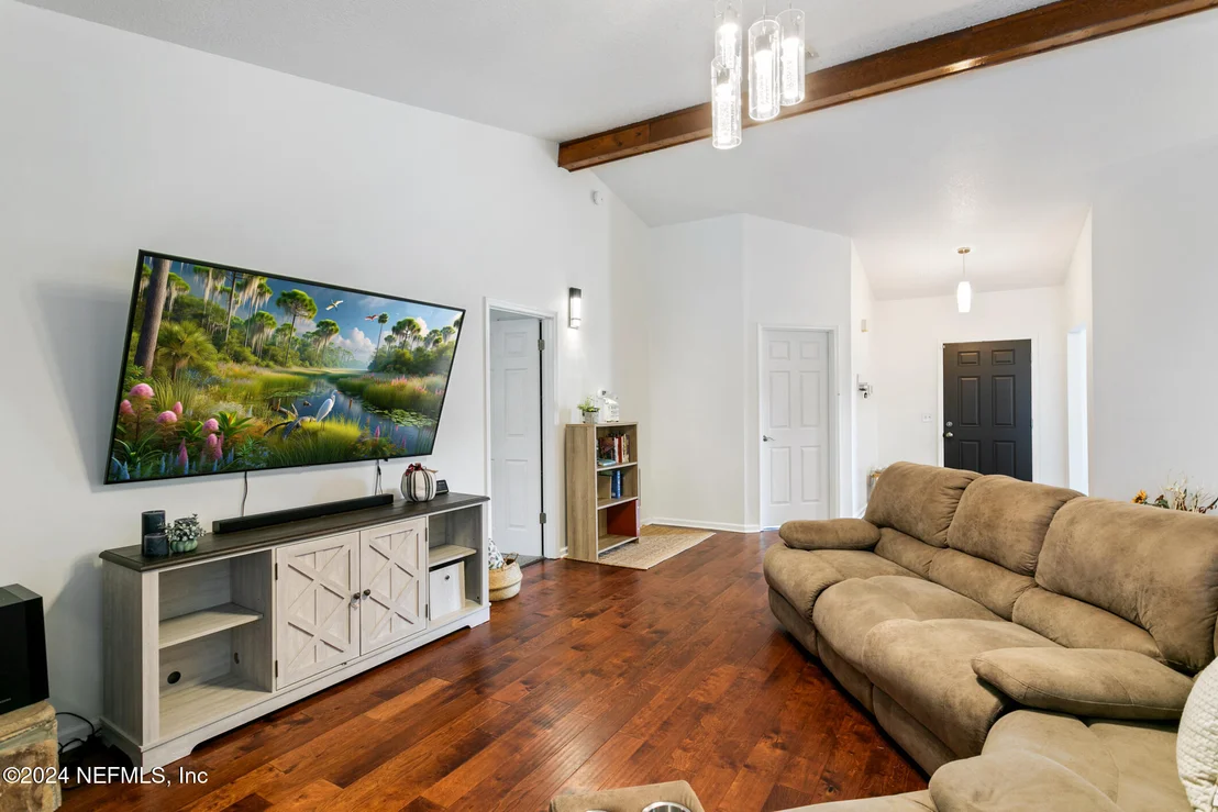 Photo of 10066 LIGHTNER Lane