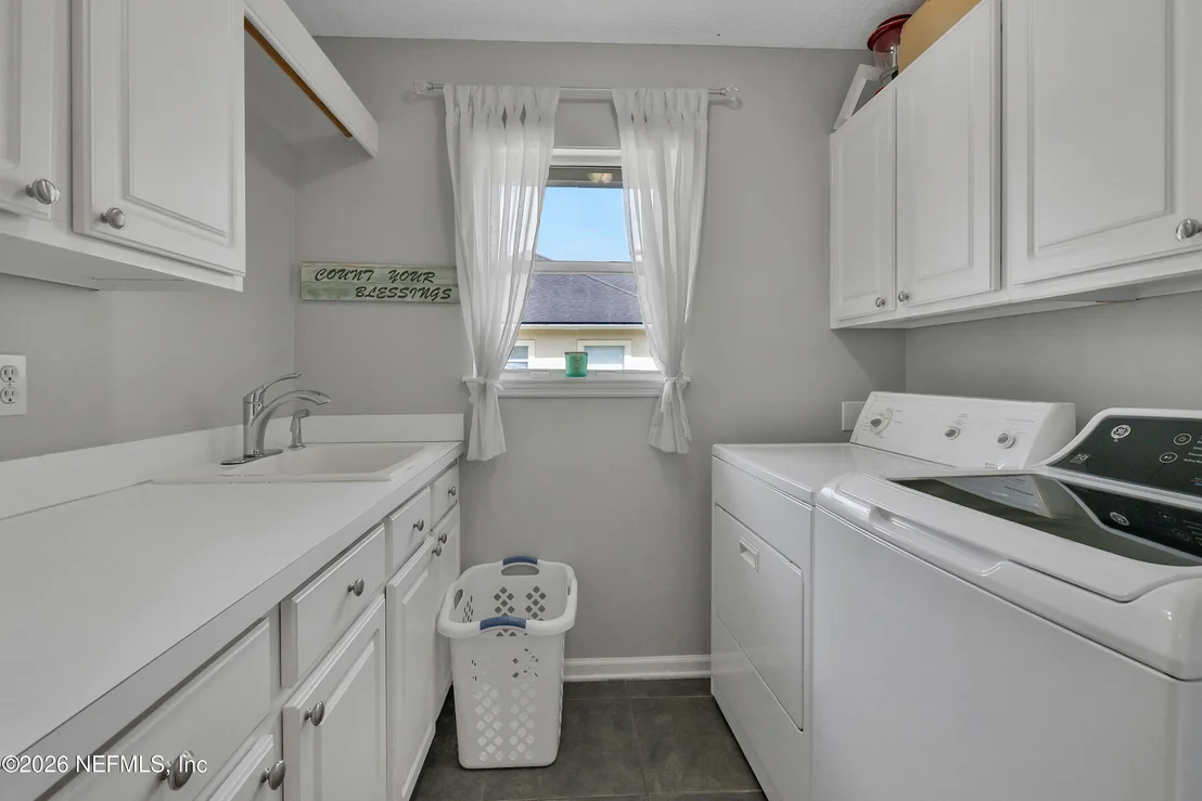 Photo of 4933 BLACKHAWK Drive