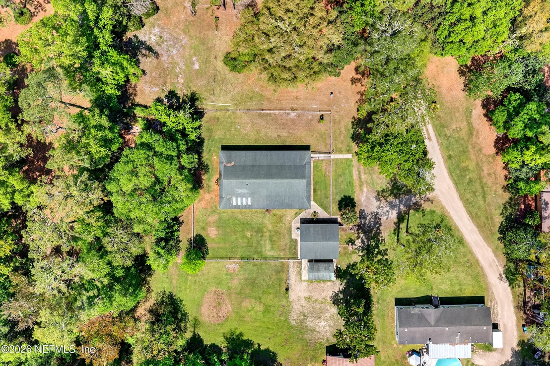 Photo of 43122 PINERIDGE Drive