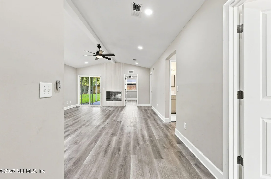 Photo of 1353 SIOUX Street
