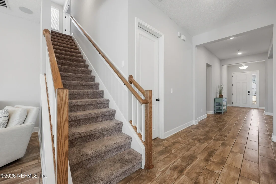 Photo of 232 UNION HILL Drive