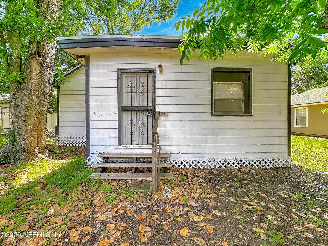 Photo of 224 SPRING Street