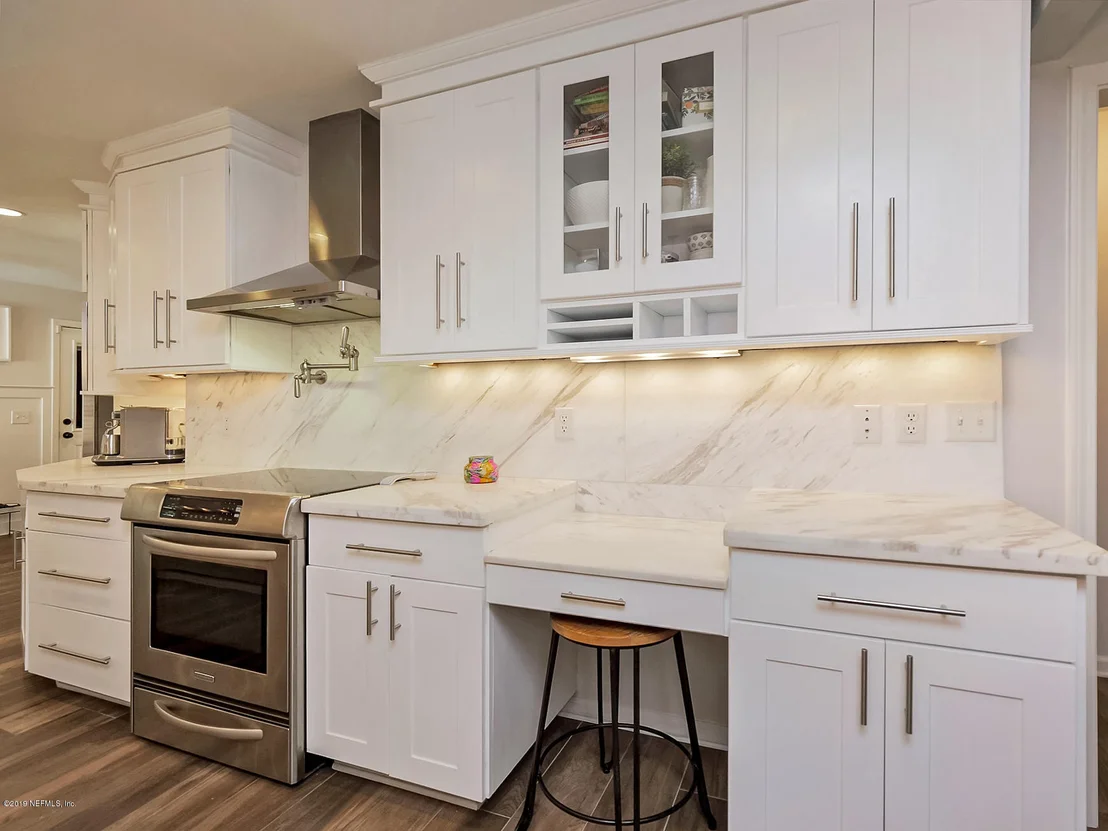 Photo of 235 OCEANFOREST Drive N