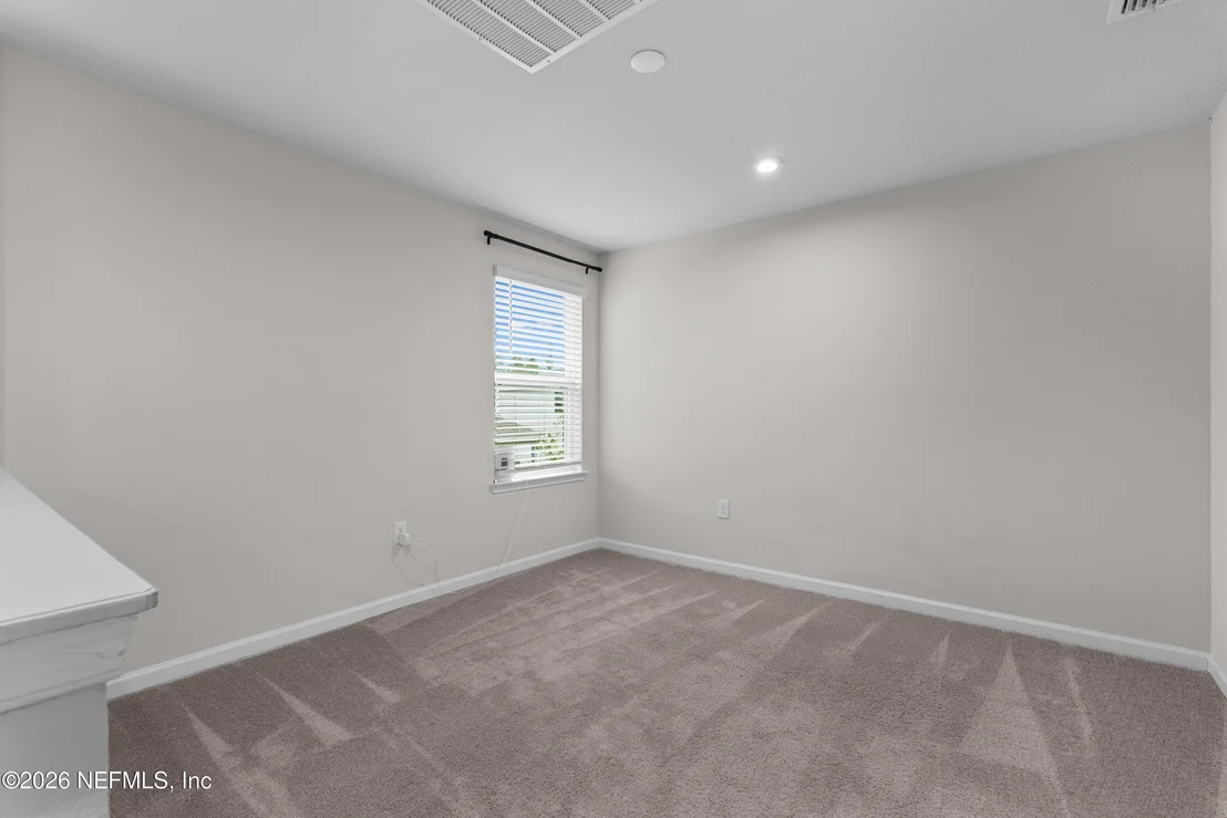Photo of 226 TOWER Court