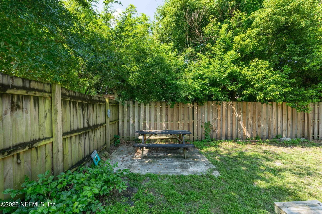 Photo of 1532 CHARON Road