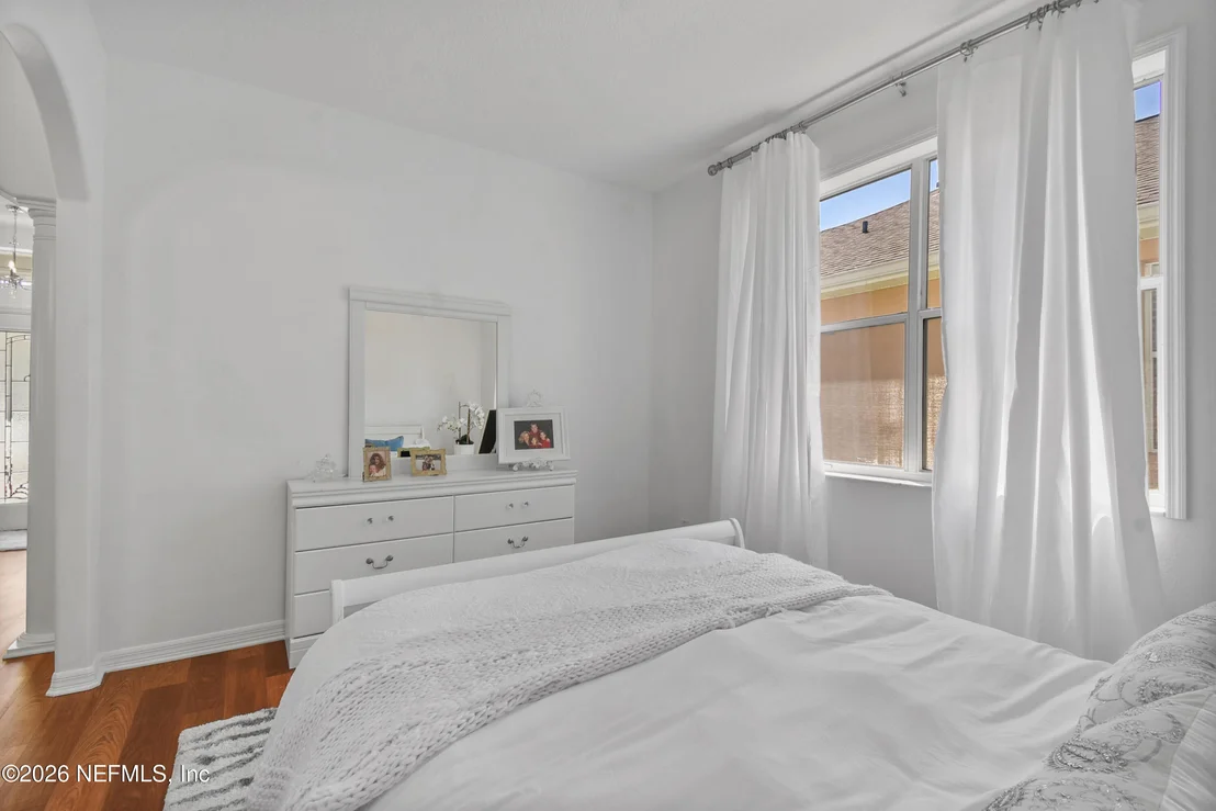 Photo of 561 BOXWOOD Place