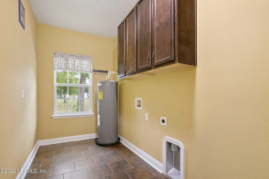 Photo of 1713 BLUE JAY Drive