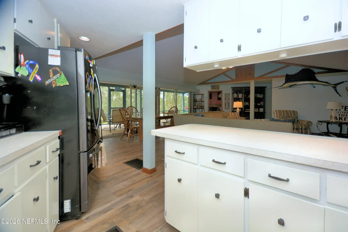 Photo of 176 LAKE Drive