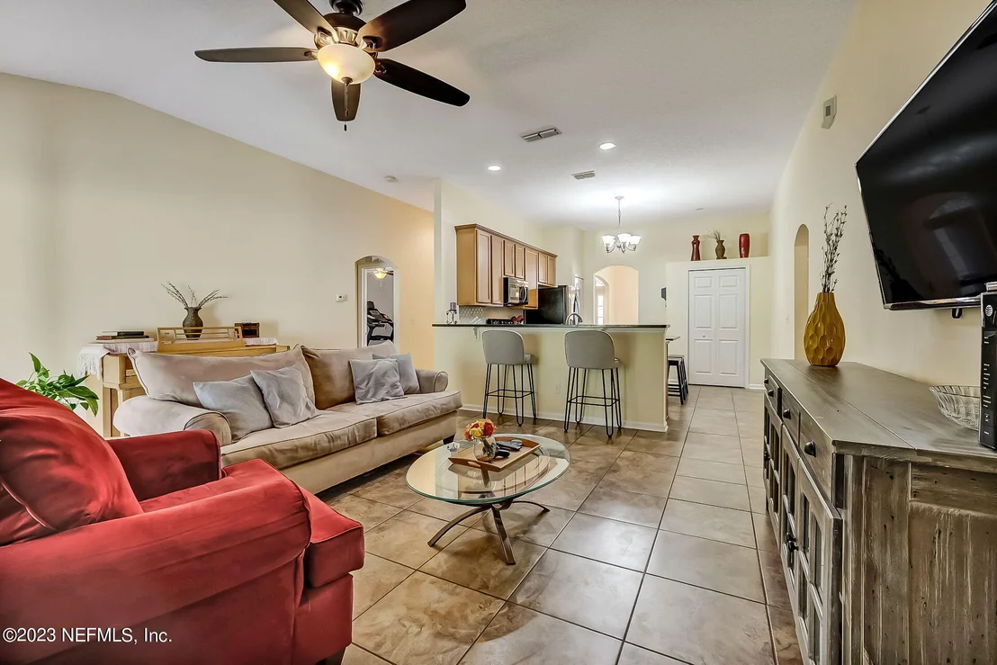 Photo of 9584 BEMBRIDGE MILL Drive
