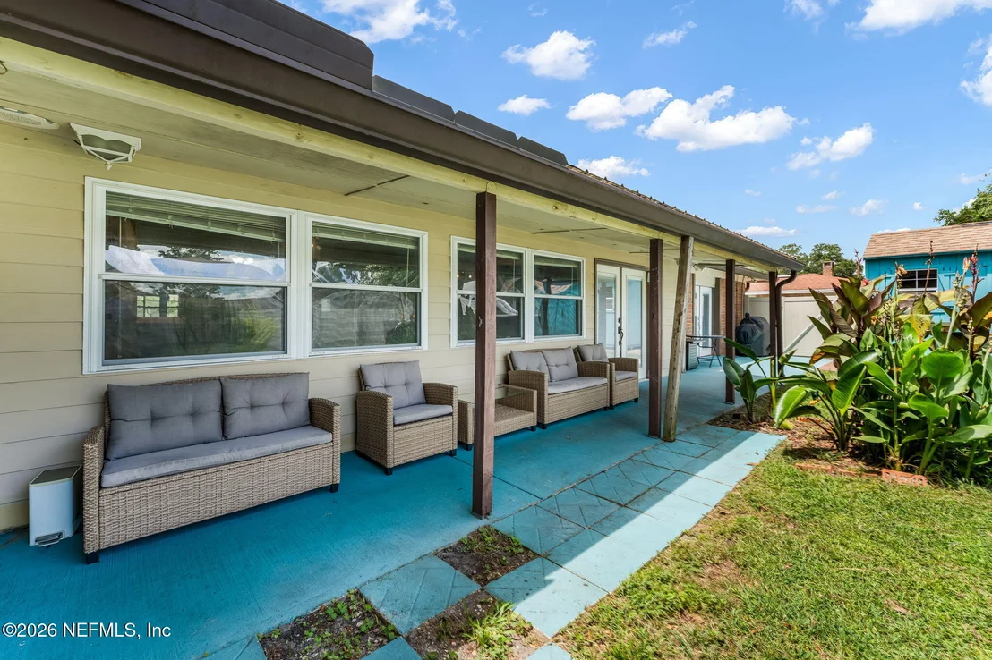 Photo of 7307 MAPLE TREE Drive