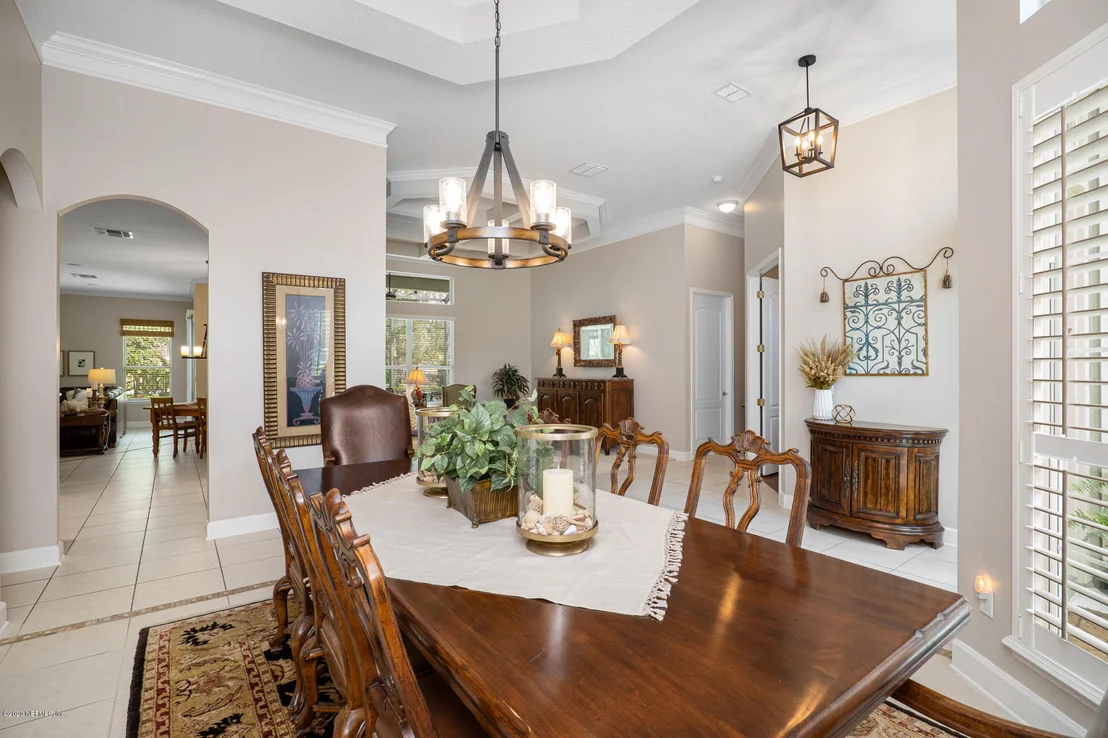 Photo of 1720 E COBBLESTONE Lane