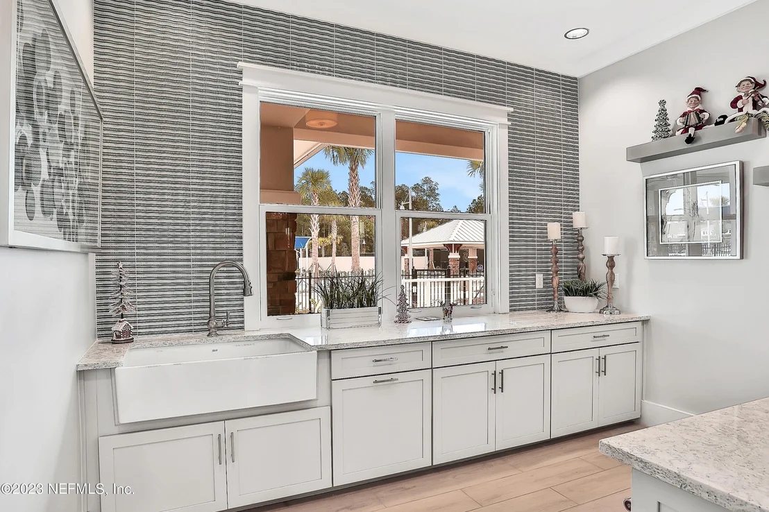 Photo of 660 SILVER PINE Drive