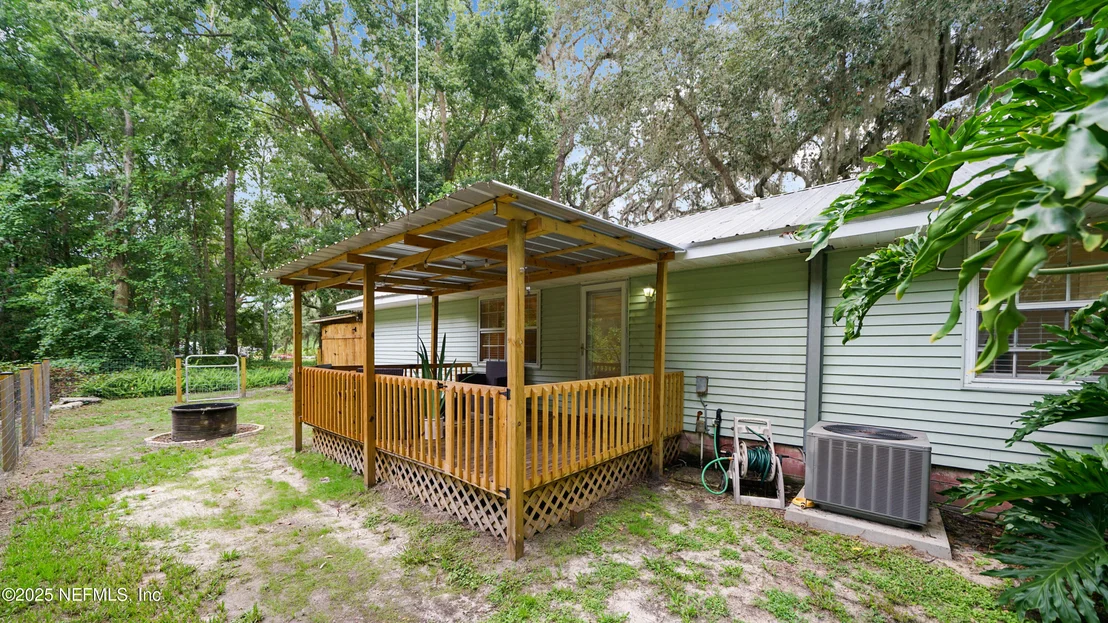 Photo of 112 RIVER RD Drive